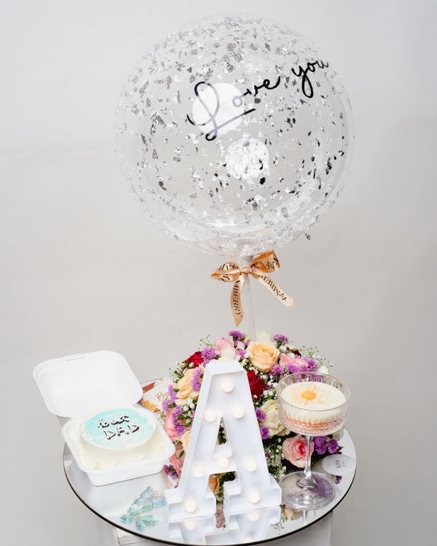 The Cozy Cake Tray